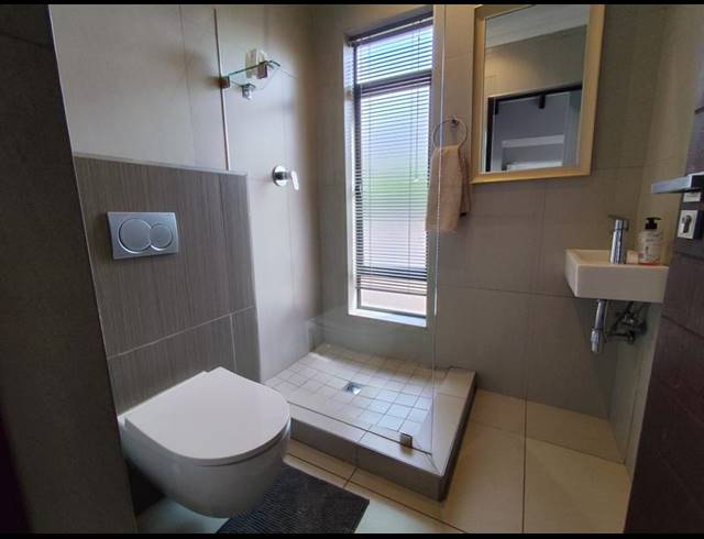 4 BEDROOM HOUSE FOR SALE IN MIDSTREAM RIDGE